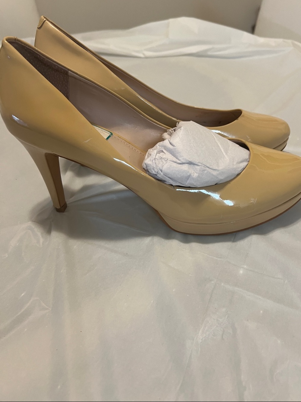 Vince Camuto Patent Leather Beige Platform Pumps
